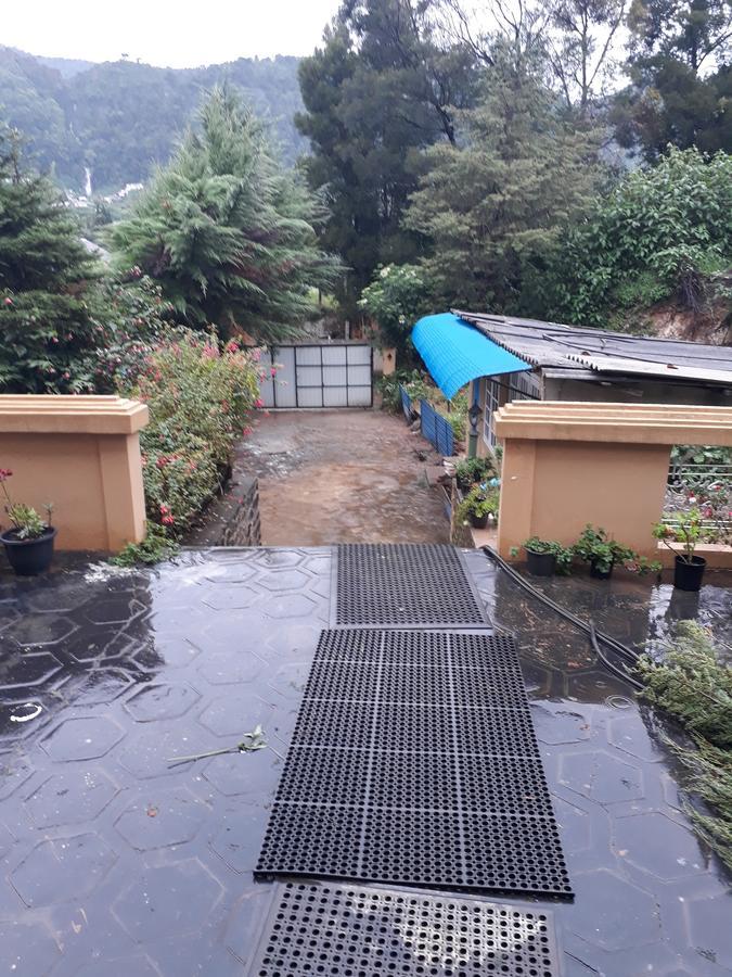 Rainyfreindz Hotel Nuwara Eliya Exterior foto